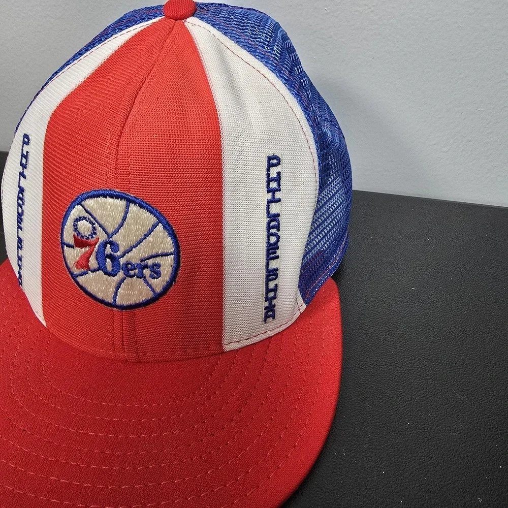 Vintage Philadelphia 76ers Hat Cap Snap Back Mens Multi Color Basketball 80s USA